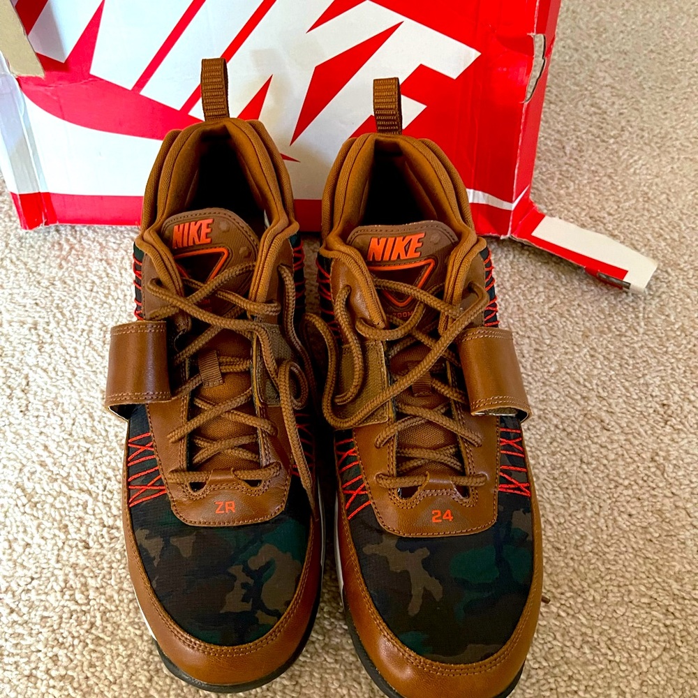 Nike zoom revis EXT